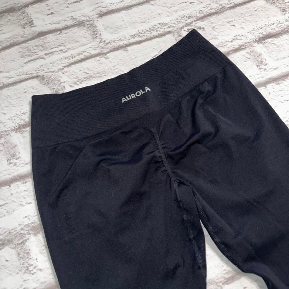 Aurola Women's Black Leggings
